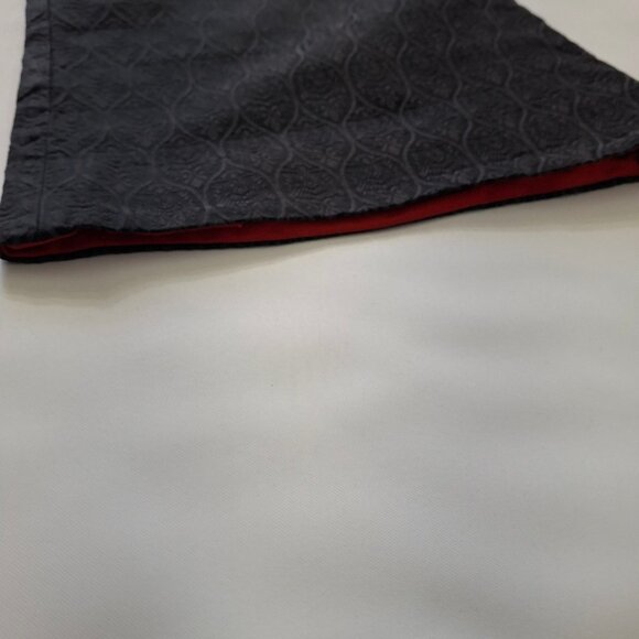 Tahari Faded Black Jaquard Bell Bottom Vintage Pants Sz M Peek A Boo Red Lining - Picture 7 of 14